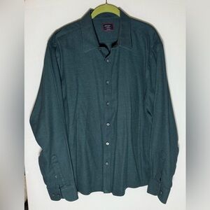 Untuckit button down shirt • men’s XL